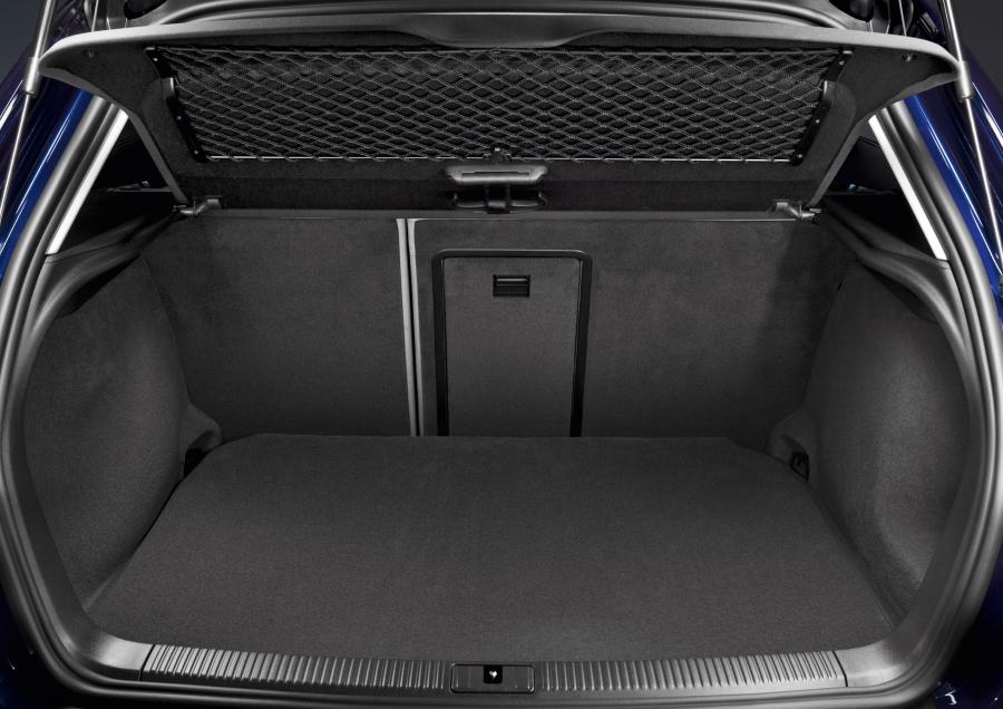 Багажник Audi A3 Sportback TDI (8PA) 2010 года  (WW) (фото 4 из 15)